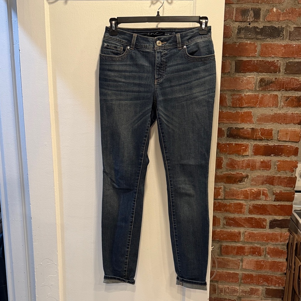 Women's Inc skinny leg, curvy fit  Blue Jeans
